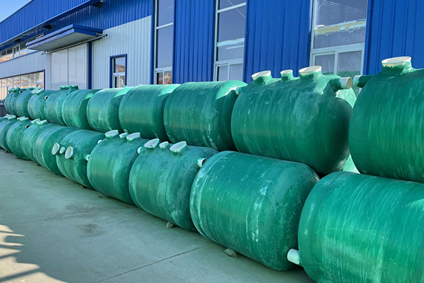 清掏玻璃鋼化糞池時為什么要做好通風 清掏玻璃鋼化糞池時為什么要做好通風